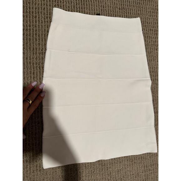 BCBGMAXAZRIA Beige Simone Textured Power Bodycon Bandage Skirt Small Size NWT - Picture 2 of 4